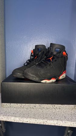 Air Jordan 6 Retro “Infrared” (2019) – Size 9.5 – Used w/ Box