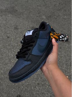 Nike Dunk SB Low “Bluetile” 9M & 9.5M