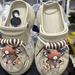 New Beautiful Crocs Style 