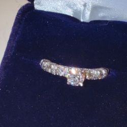 Beautiful Vvs1 Natural Diamond Fully Engagement Ring