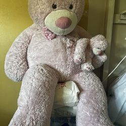 HUGE PINK TEDDY BEAR