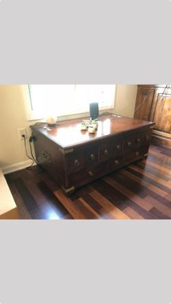 Coffee table and I side table