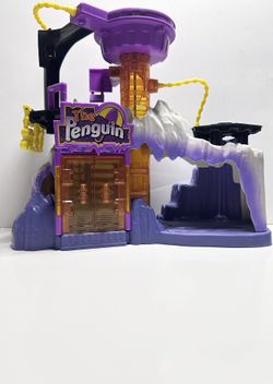 Imaginext Penguin Lair 