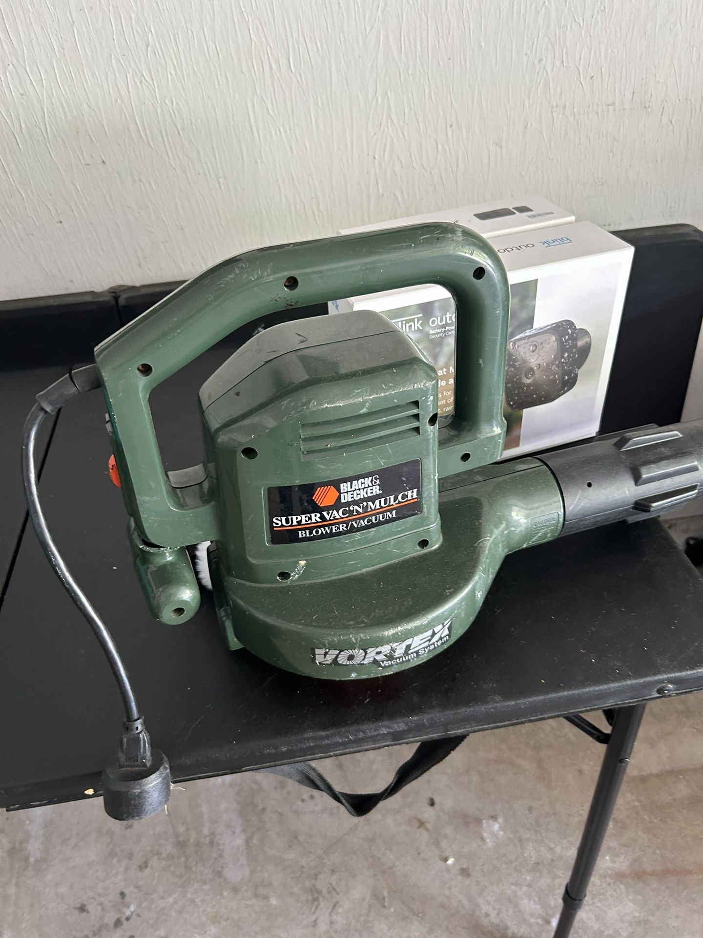 Leaf Blower