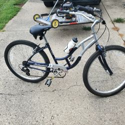 Woman's 26" Cruiser Bike