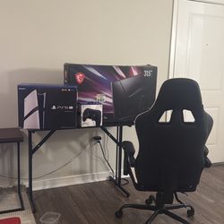 PS5 Pro And MSI 31.5” 165hz  Gaming Monitor 