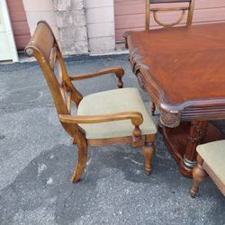 Tommy Bahama Dining Table With Six 