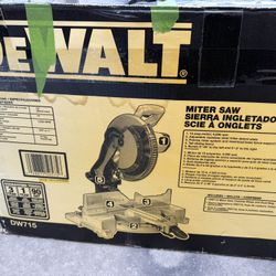 DeWalt Miter Saw. 