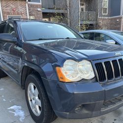 2009 Jeep Grand. Cherokee Laredo Sport utility  4 door V6 3.7 liter 2WD automatic 159k miles runs and drives good just put a brand new battery   ac he