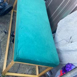 Bench Chair Metal Leg L47. Width 18. Price 30$ Pick Up. E.  72.  and Grand View. E.  Tacoma 