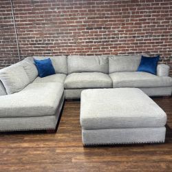 Delivery Available thomasville 2pc sectional sofa couch  w ottoman