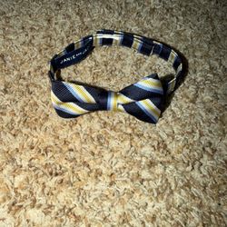 janie and jack blue yellow and white striped bow tie adjustable Velcro 