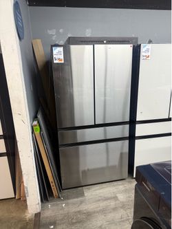 SAMSUNG BESPOKE STAINLESS STEEL 4-DOOR REFRIGERATOR WITH INNER BEVERAGE CENTER 🔥