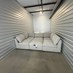 🔥 BRAND NEW Thomasville Tisdale 6-Piece Modular Sectional – Taupe 🔥