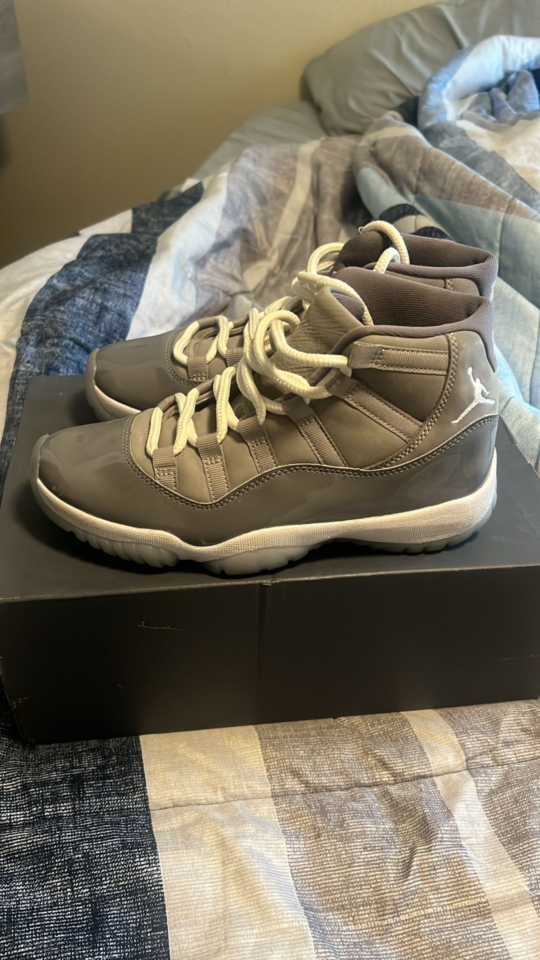 Cool Grey 11s