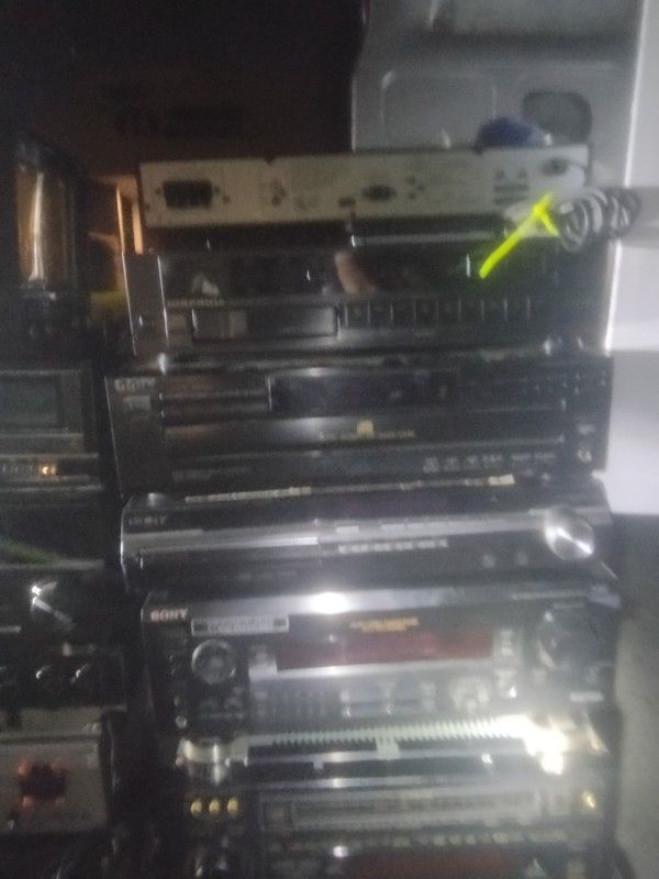 A Lot Receivers Pioneer To Sony And Ect.