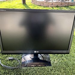 $25 EACH 23” LG FLATRON COMPUTER MONITOR SCREEN 47TH AVE. AND DOBBINS IN LAVEEN