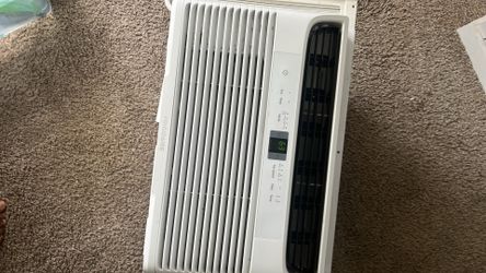 FRIGIDAIRE - Air Conditioner (offers only )
