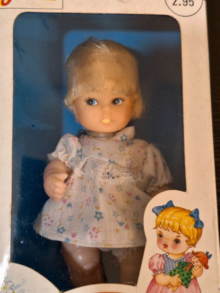 VINTAGE LIDO LOVABLE KID BLONDE SHORT HAIR BABY DOLL