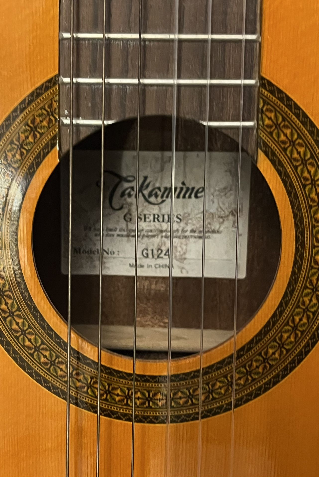 Takamine classical Guitar G124