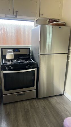 Whirlpool Stove & Samsung Fridge