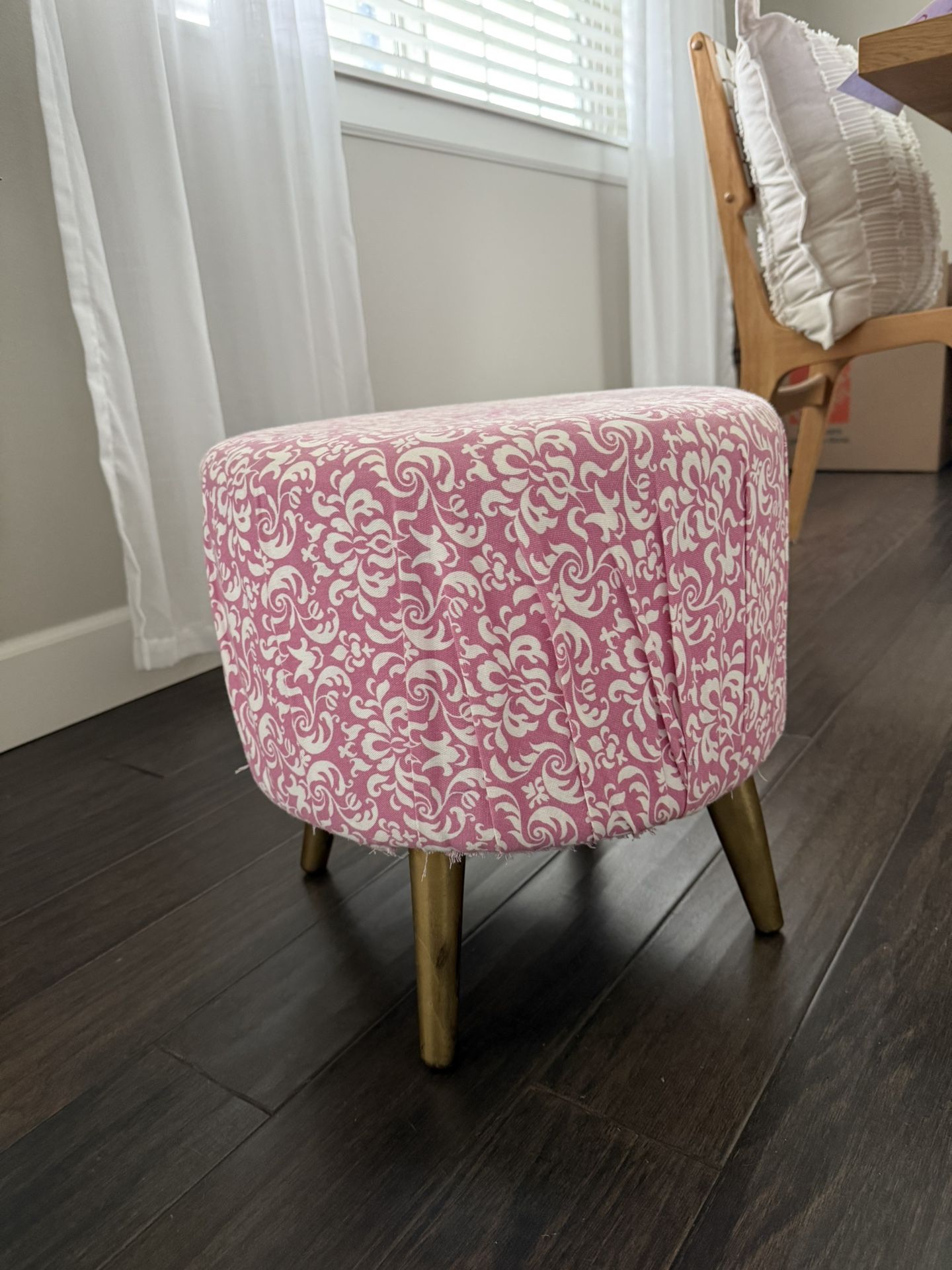 Free Ottoman