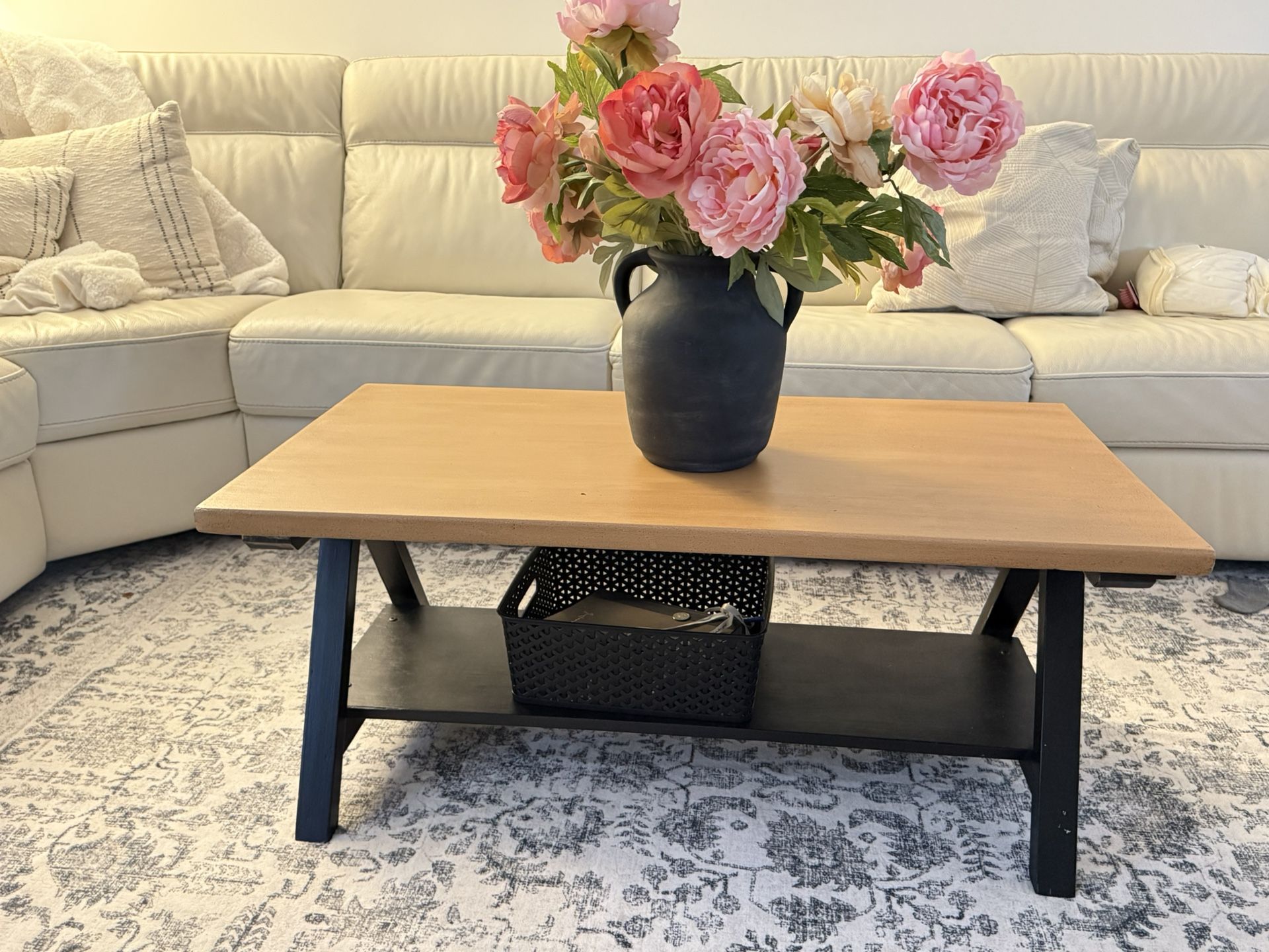  Offe Table 