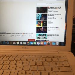 13 Inches Mackbook 2010  Version 10.12.6 MacOS Sierra  Processor 2.4GHz  Intel Core 2duo  5 GB Memory RAM  200 GB Hardriver  2010 