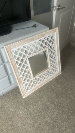 Square mirror