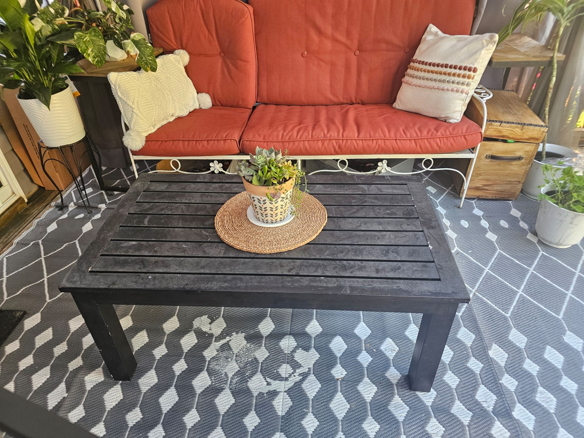 black metal outdoor patio table.