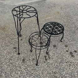 Metal plant stands