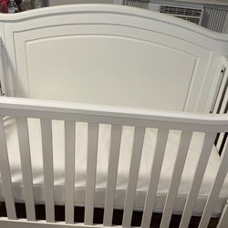 Baby crib