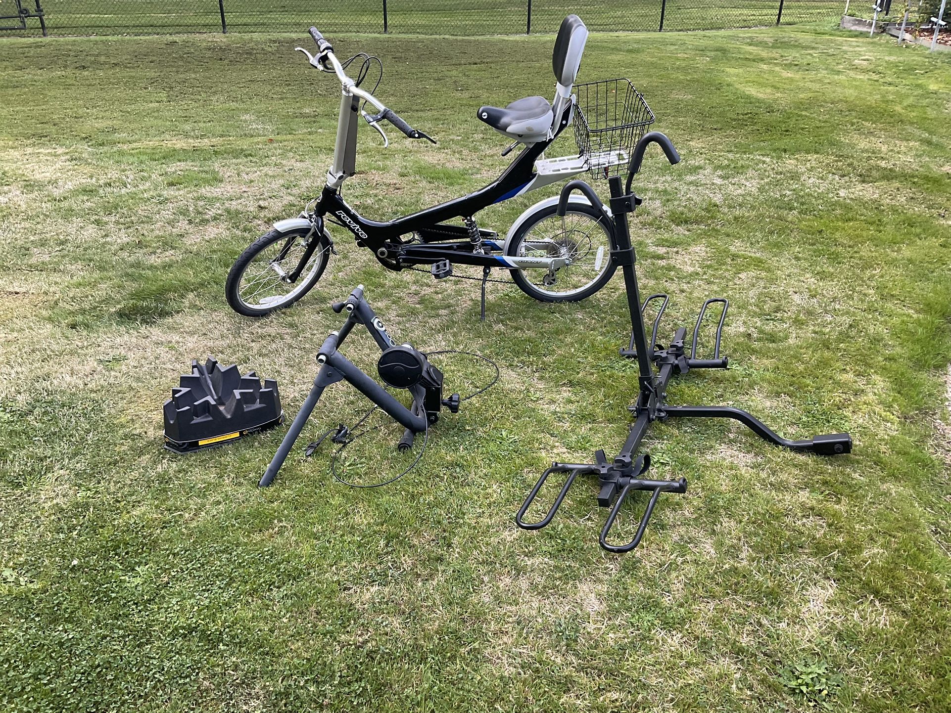 Giant Revive Bicycle (Like New) 