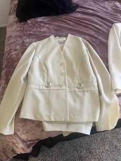 Beige woman suite