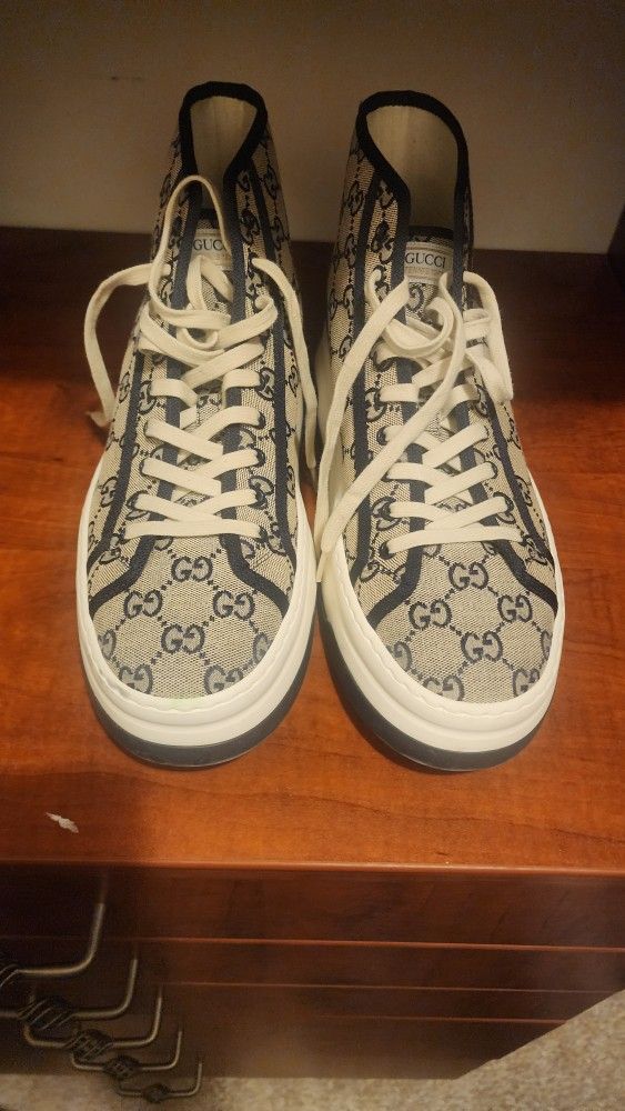 Gucci Chucks 13 US