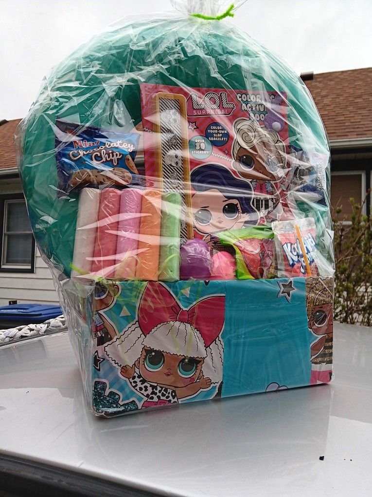 Girls Gift Basket