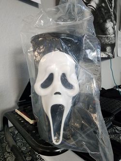 Scream 7  / Ghostface Gripper  Cup (NEW & UNUSED)