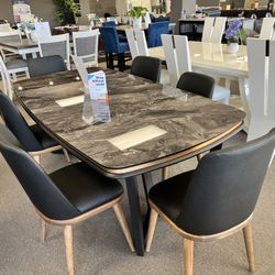Modern Black And Wood Table + 6 Chairs 🪑 $49 Down 😮Not Credit Needed🥹Delivery Same Day 😃