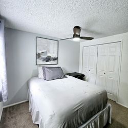  Cozy Full Bed For Sale (Free)