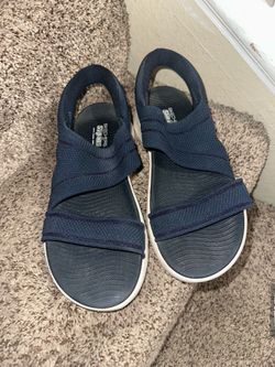 Woman sandals size 10
