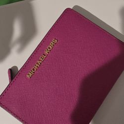 Michael Kors Pink Wallet And Cardholder 