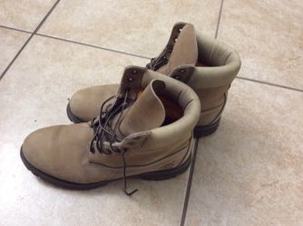 Timberland boots size 9.5"