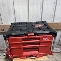 Milwaukee PACKOUT 22 in. Modular 3-Drawer Multi Drawer Tool Box with Metal Reinforced Corners and 50 lbs. Capacity