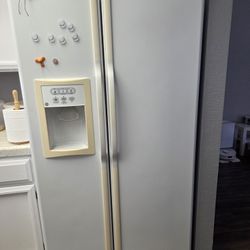 GE refrigerator 
