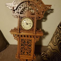 Clock HANDCARVED 