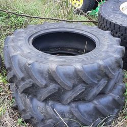Pair good used tractor tires