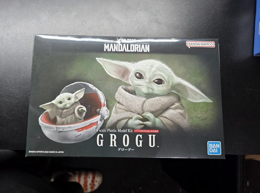 Grogu (The Mandalorian) Model Kit