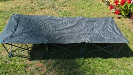 Folding Camping Cot with Steel Frame