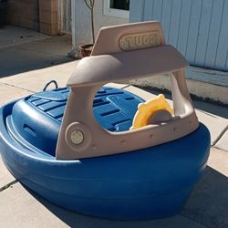 Little Tikes Step 2 Sandbox Tug Boat