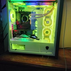 Custom White Gaming Computer RTX 4070 